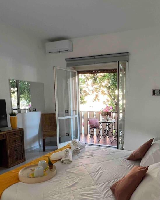 3 Fermate Dal Colosseo - Casa Vacanze Elena - 50 M Da Metro Garbatella Рим Экстерьер фото