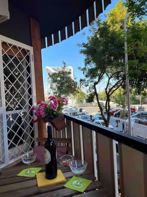 3 Fermate Dal Colosseo - Casa Vacanze Elena - 50 M Da Metro Garbatella Рим Экстерьер фото